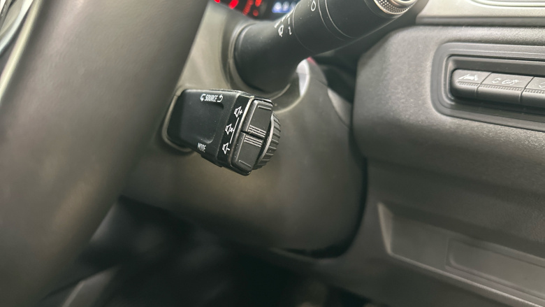 Renault Captur 1.0 TCE 100 Iconic 5dr Petrol Hatchback